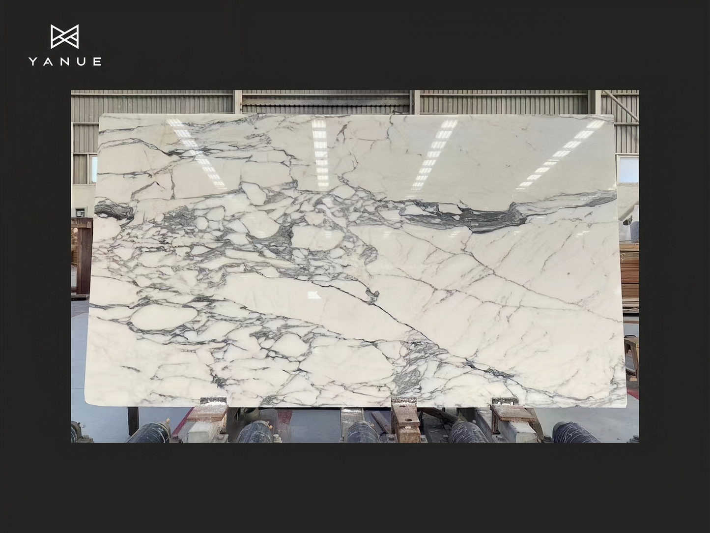 Slab-Vagli- Calacatta- -Luxury marble- Suitable for high-end construction and decoration projects -Classic -Modern living space