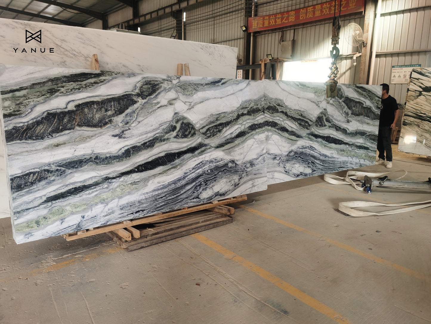 Quarry-Natural Quartzite -Luxurious green-Polished Slabs- Leather-Villa Interior Decoration-Countertops-patek-Design-Background walls-transparent